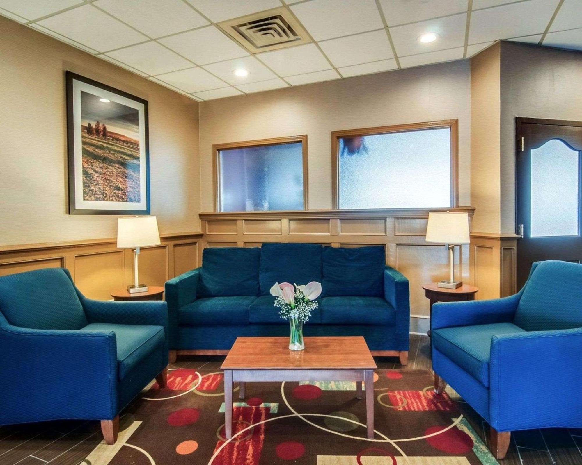 Comfort Inn&Suites Raphine - Lexington near I-81&I-64 Extérieur photo