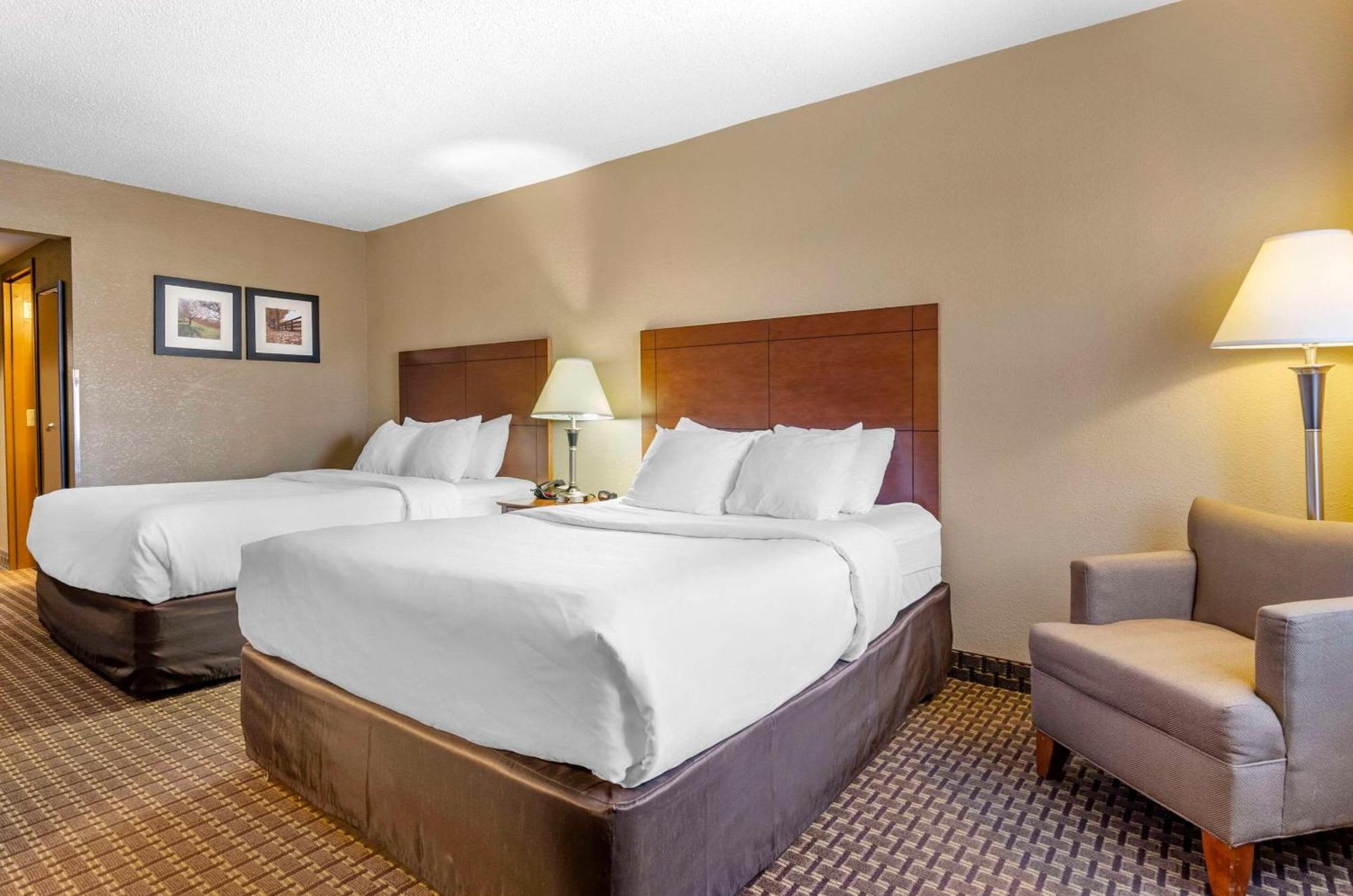 Comfort Inn&Suites Raphine - Lexington near I-81&I-64 Extérieur photo